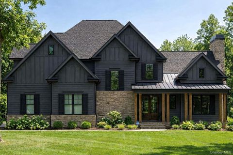 26 Gentry Bend Poughkeepsie NY 12603