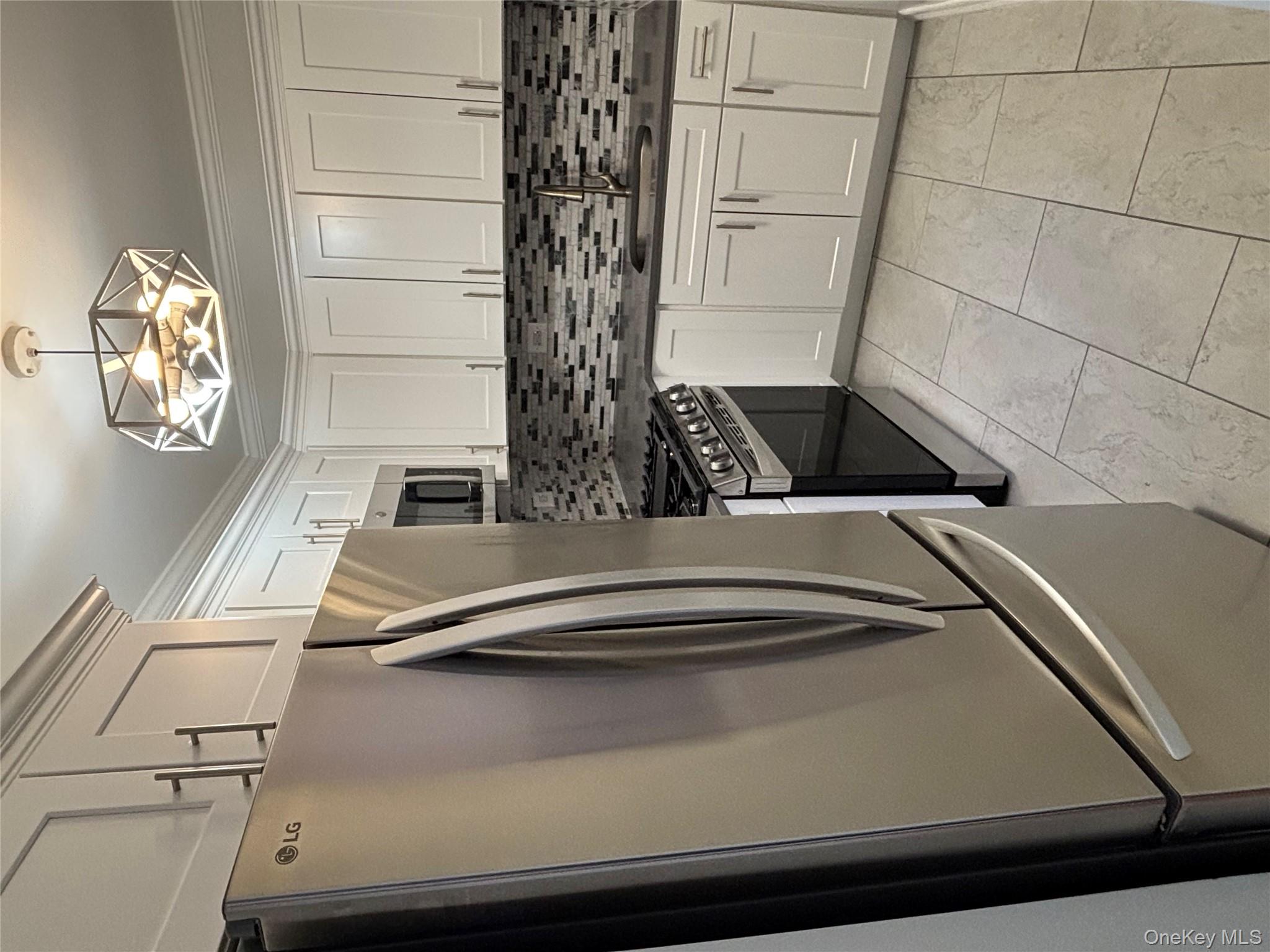 2962 Decatur Avenue 4B