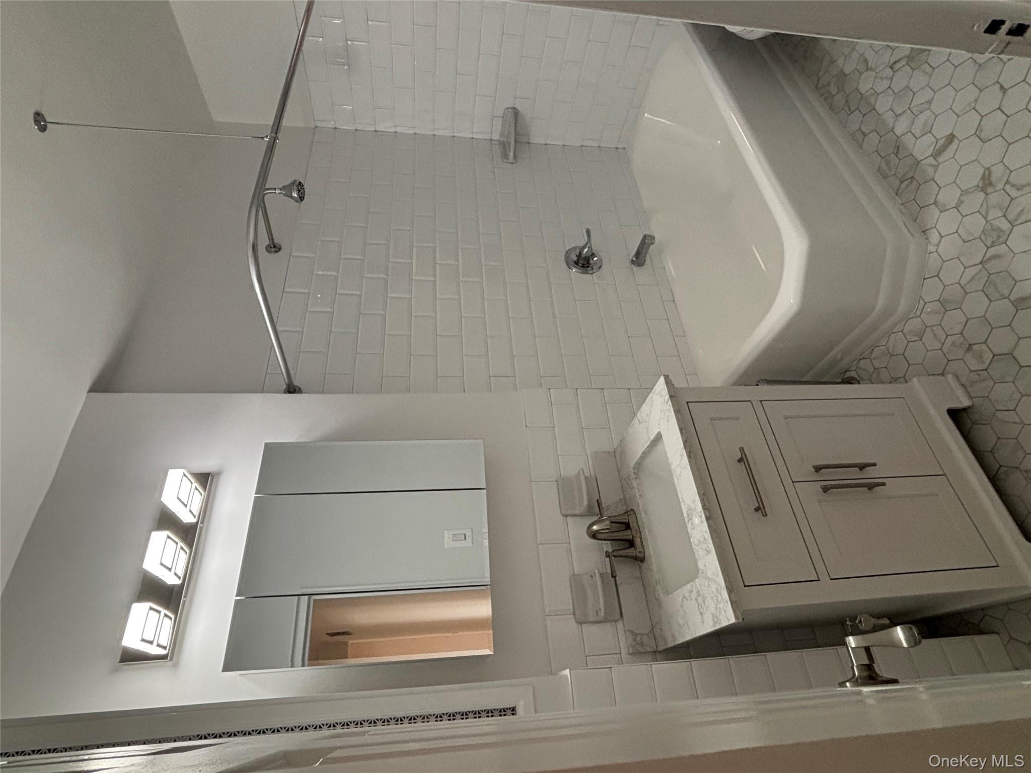 2962 Decatur Avenue 4B