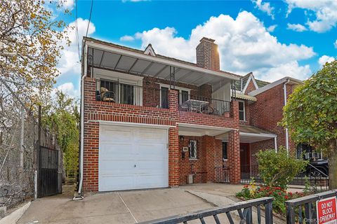 Photo of 2037 37th Street, Astoria, NY 11105 (MLS # 952314)