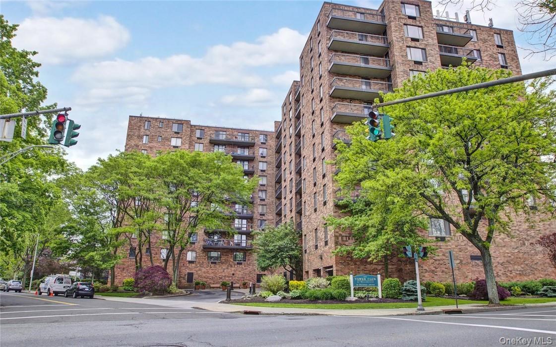 50 Columbus 206