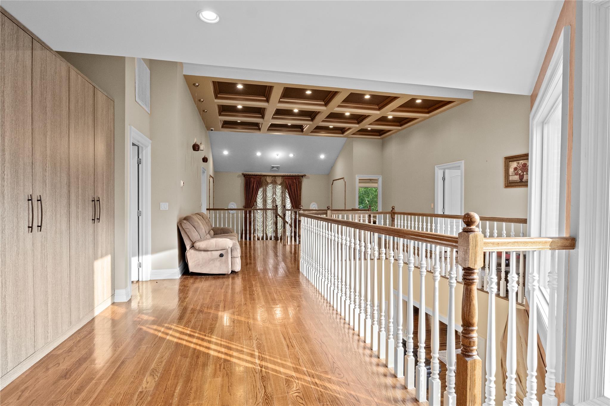 33 Snapdragon Lane, Roslyn Heights, New York image 25
