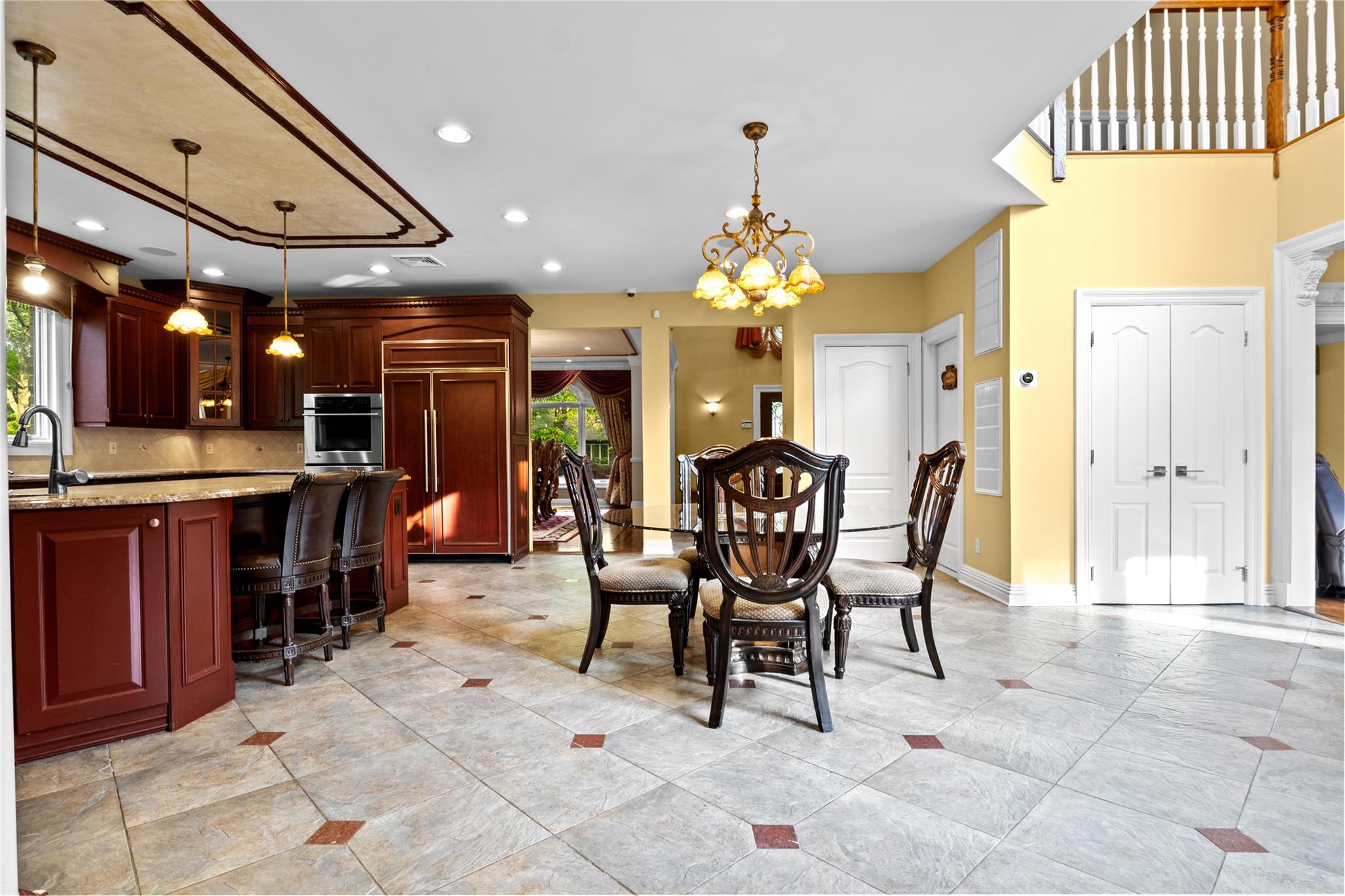 33 Snapdragon Lane, Roslyn Heights, New York image 9