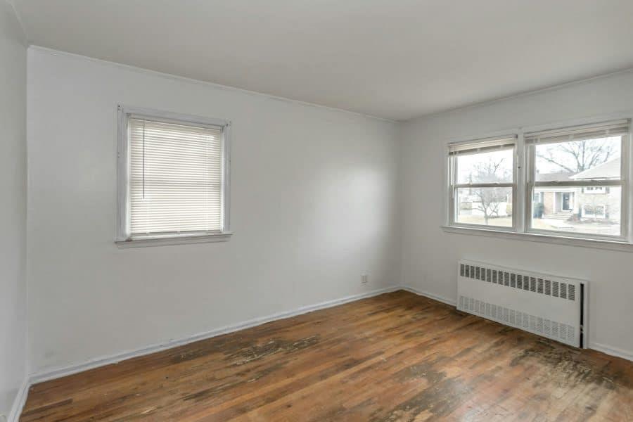16 Eleanor Road, Plainview, New York image 13