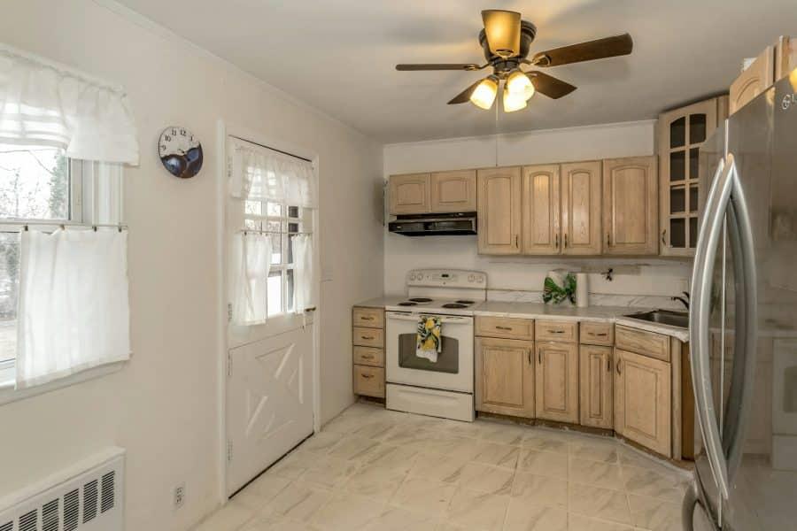 16 Eleanor Road, Plainview, New York image 8