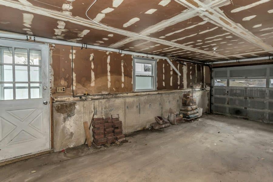 16 Eleanor Road, Plainview, New York image 18