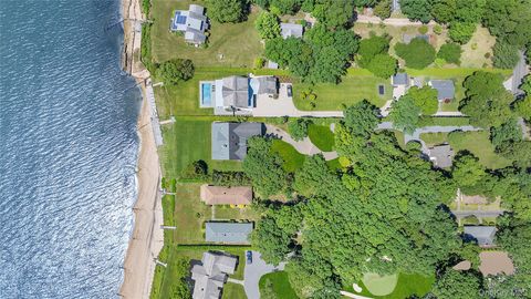 2100 Park Avenue Mattituck NY 11952