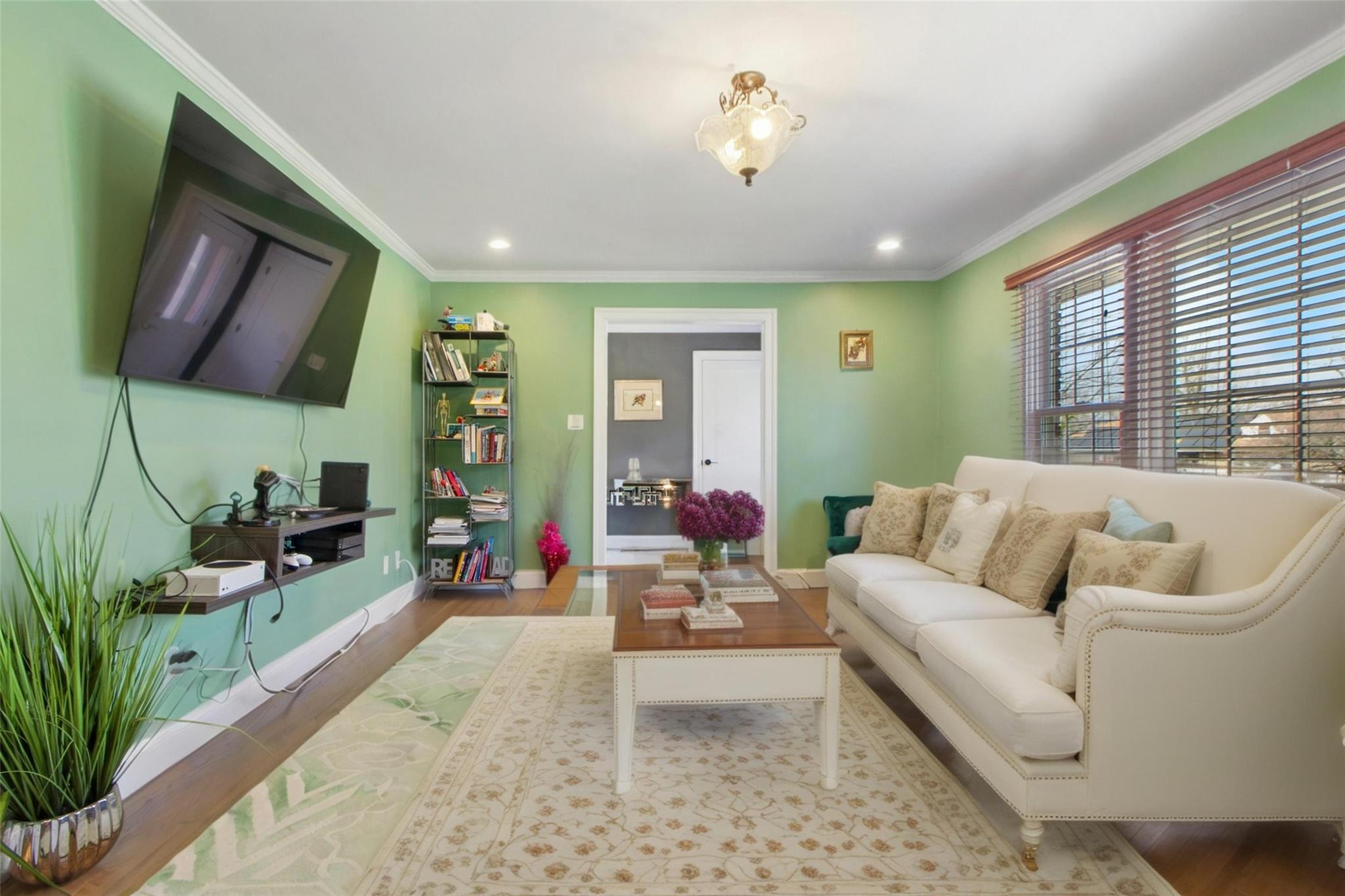 107 Park Lane, West Harrison, New York image 5