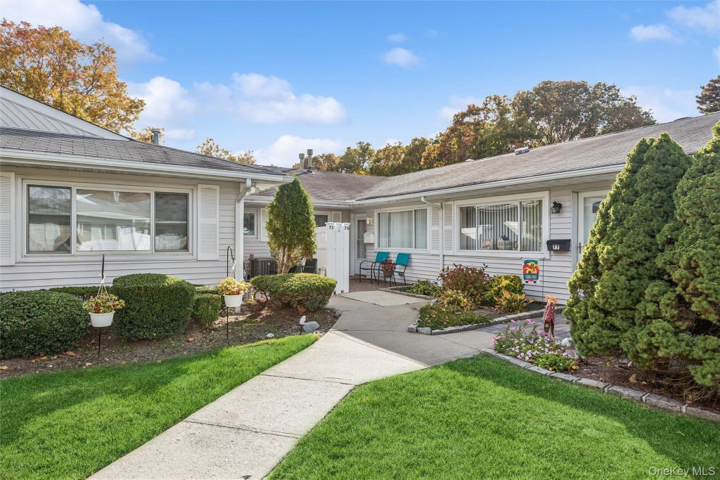 Photo of 76 Storm Drive, Holtsville, NY 11742 (MLS # 1068509)
