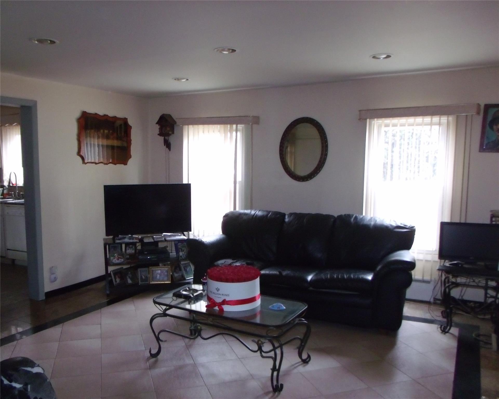 145 Bayview Avenue, Inwood, New York image 4