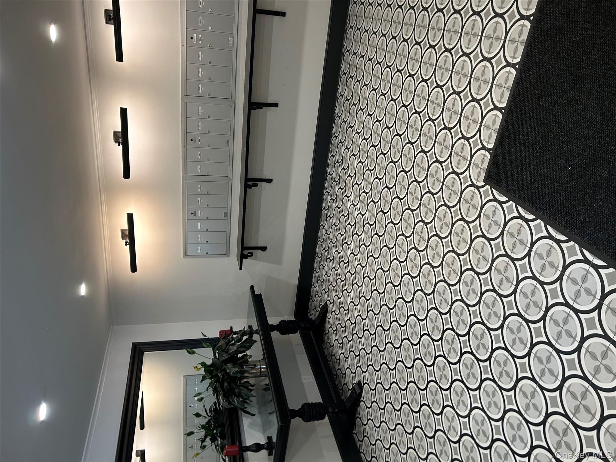 56 Pondfield Road W 4A