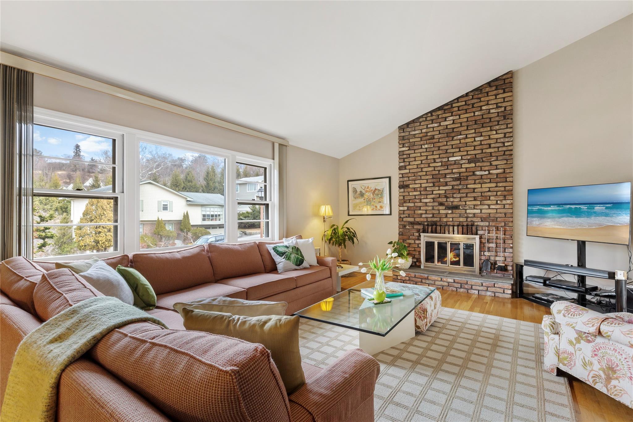 46 Tarryhill Road, Tarrytown, New York image 3
