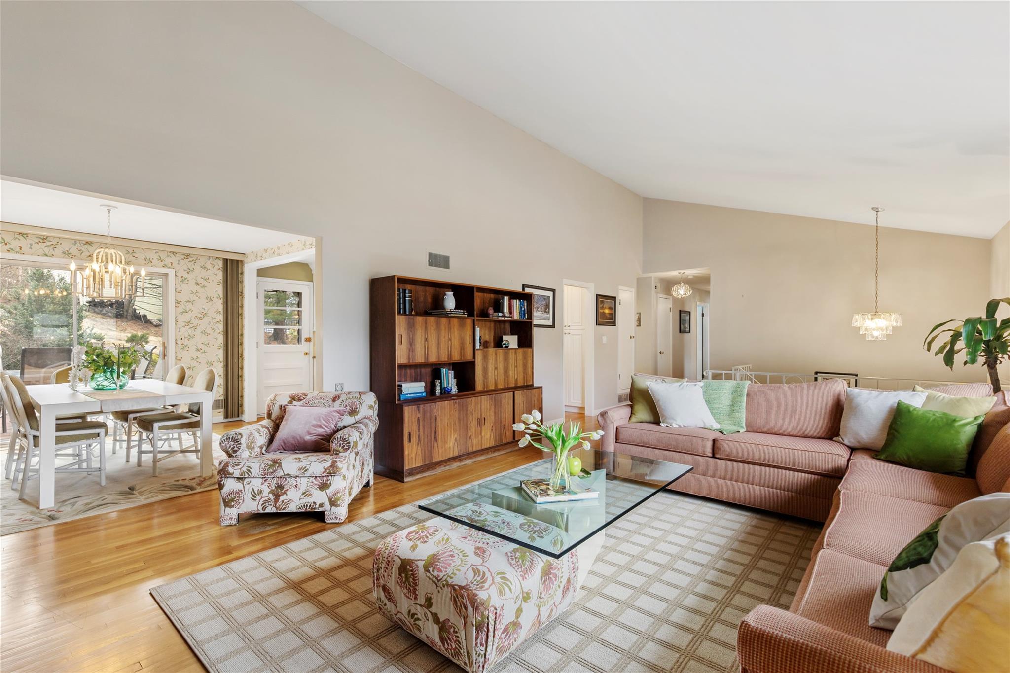 46 Tarryhill Road, Tarrytown, New York image 5