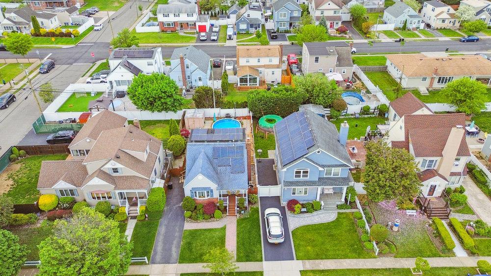 129 Deauville Parkway, Lindenhurst, New York image 32