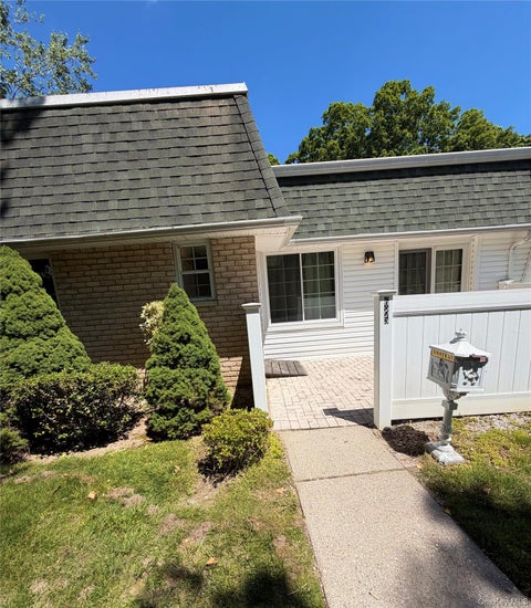 Photo of 685 Blue Ridge Rd DR, Medford, NY 11763 (MLS # 1010215)