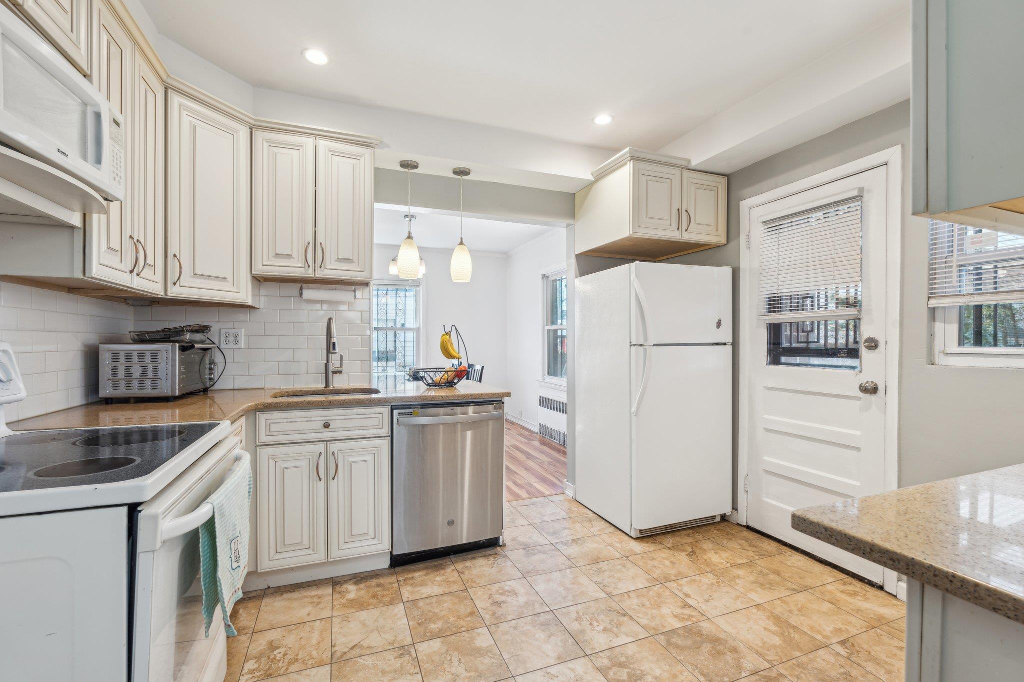 56-44 190th Street, Fresh Meadows, New York image 5