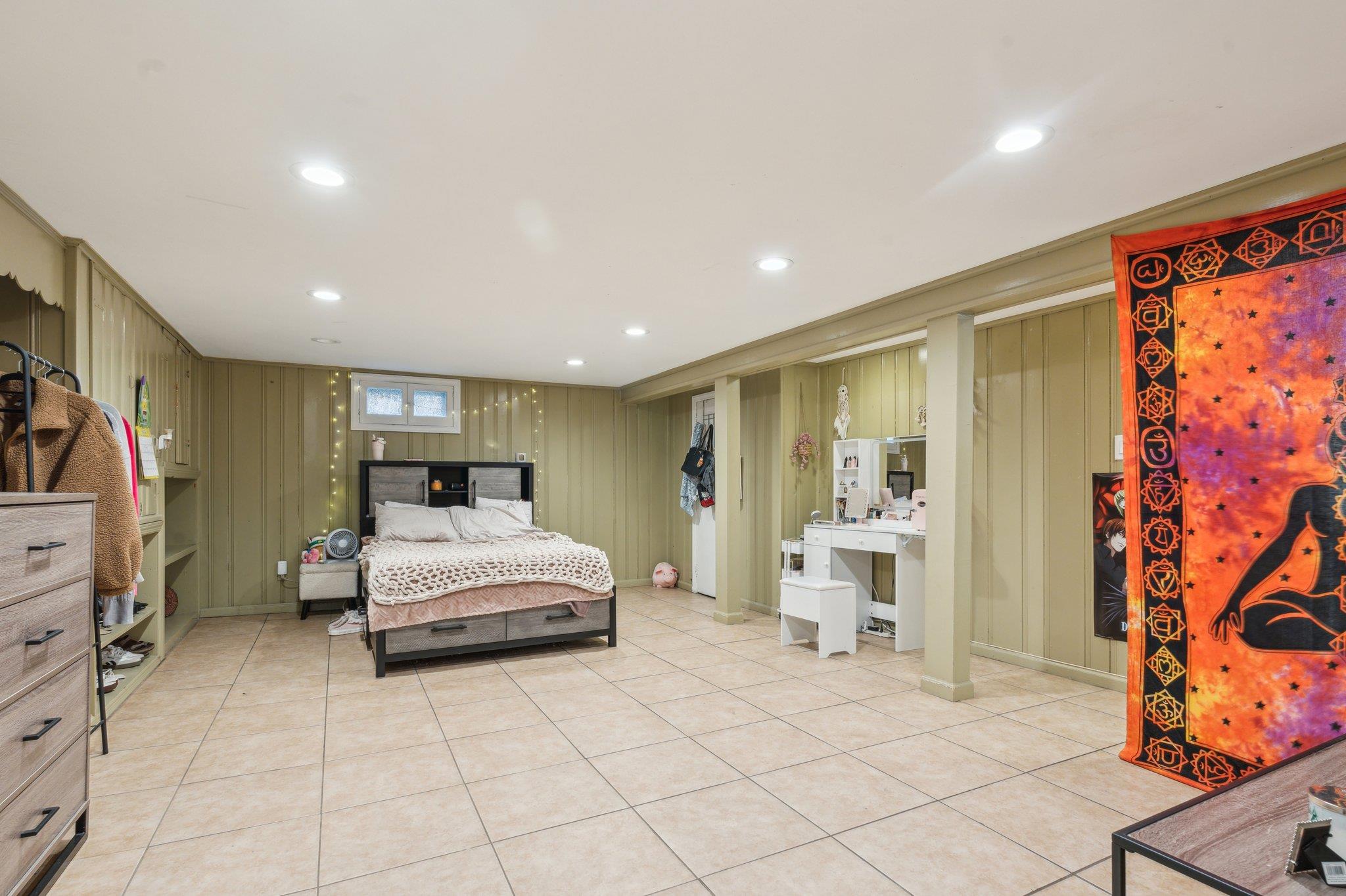 56-44 190th Street, Fresh Meadows, New York image 12