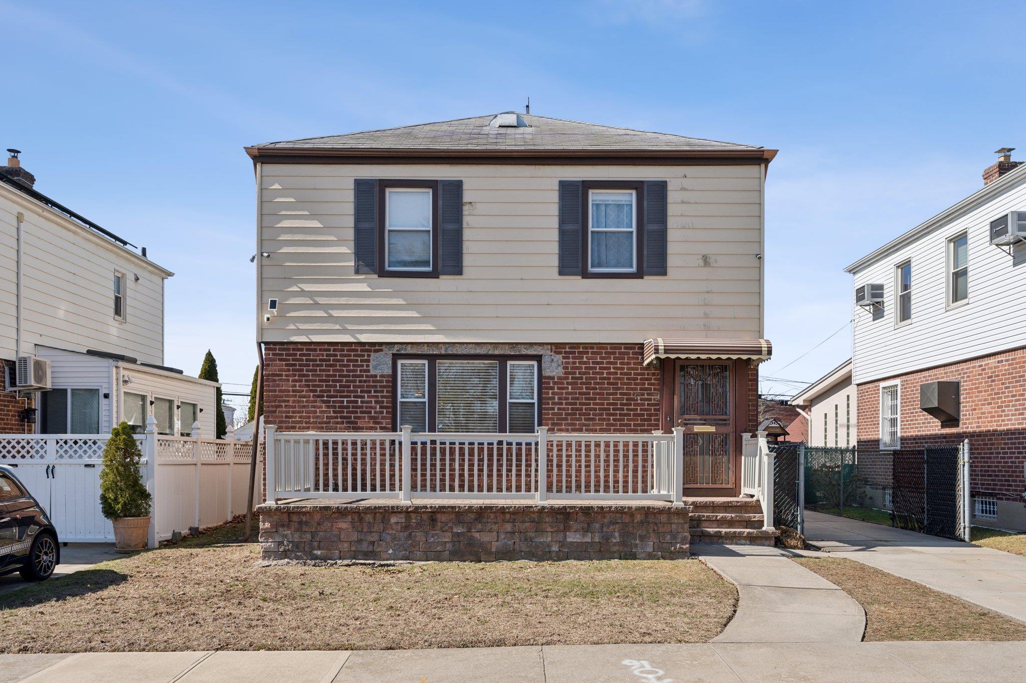 56-44 190th Street, Fresh Meadows, New York image 1