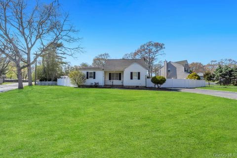 52 Washington Avenue Mastic NY 11950