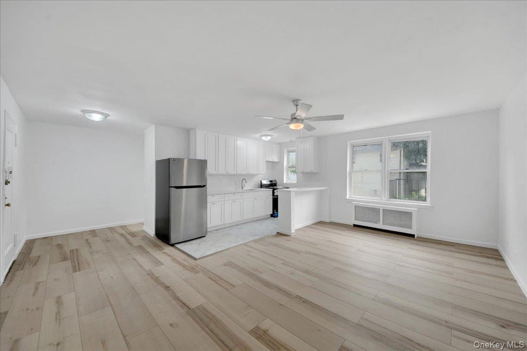 Photo of 2630 Kingsbridge Terrace #3Q, Bronx, NY 10463 (MLS # 1019499)