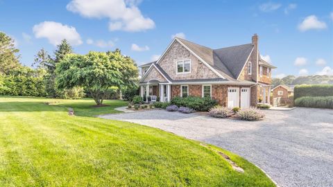 13A Brushy Neck Lane Westhampton NY 11977