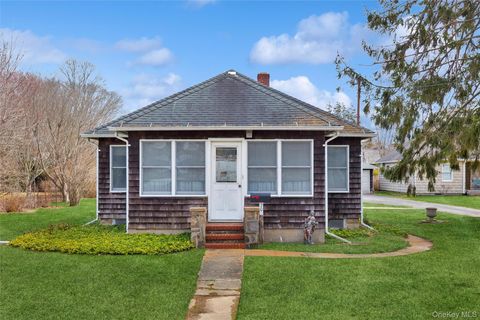 20 McGuirk Street East Hampton NY 11937