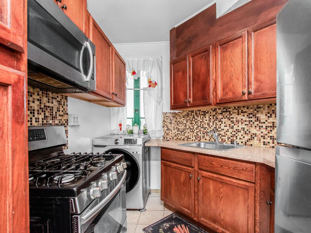 1503 Metropolitan Avenue #6D, Bronx, New York image 5