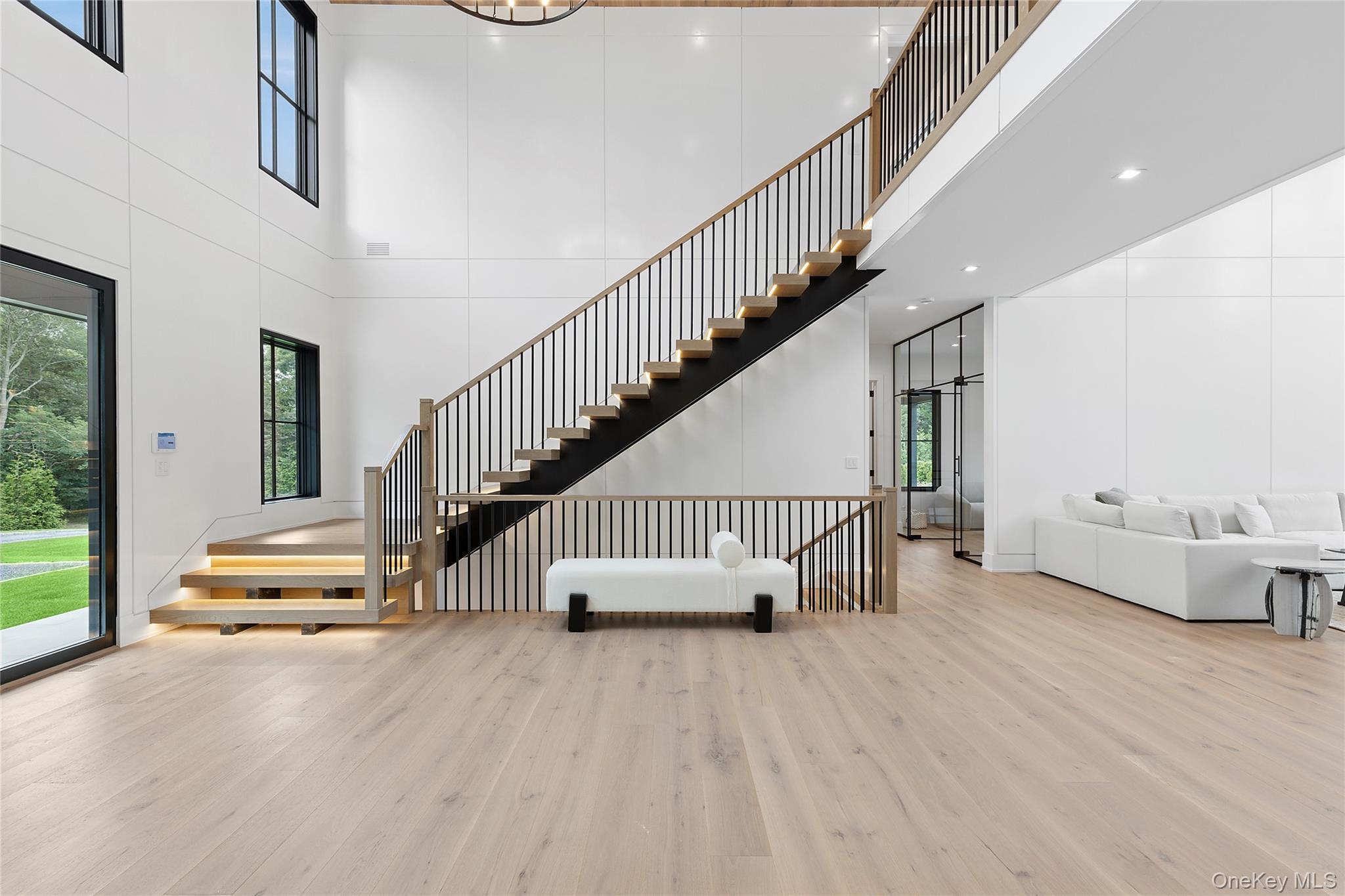 150 Edge Of Woods Road