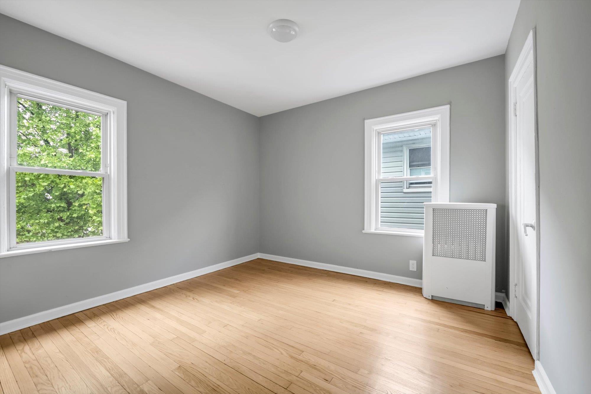 1559 Lurting Avenue, Bronx, New York image 9