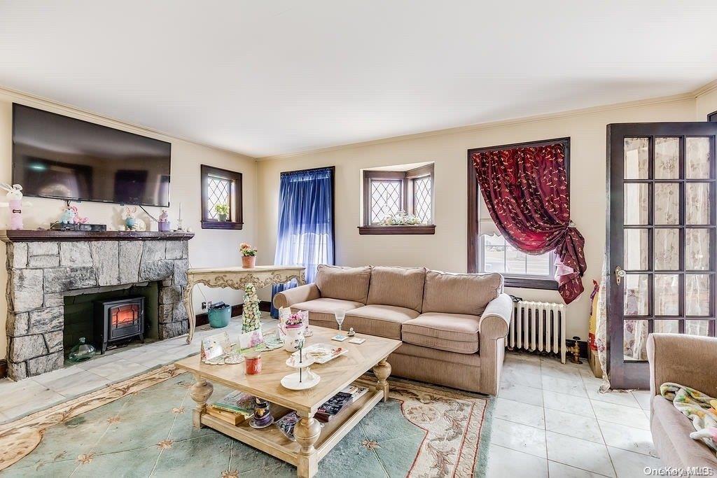 220 Belmont Parkway, Hempstead, New York image 2