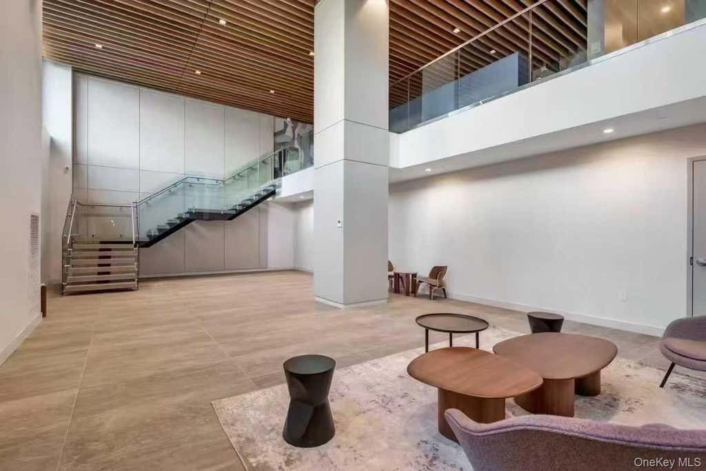 Photo of 131-02B 40th Road #4, Flushing, NY 11354 (MLS # 1037011)