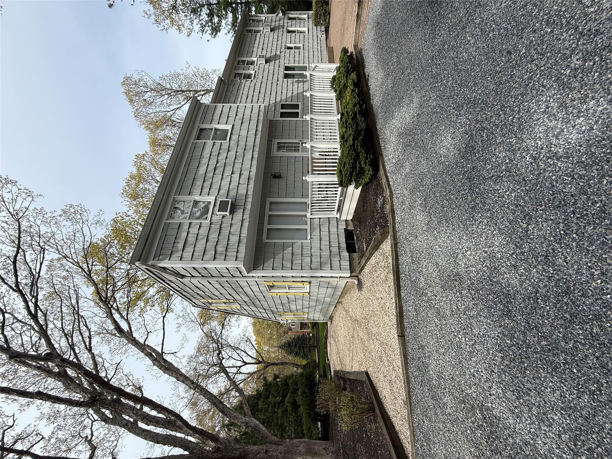 7 Francis Street