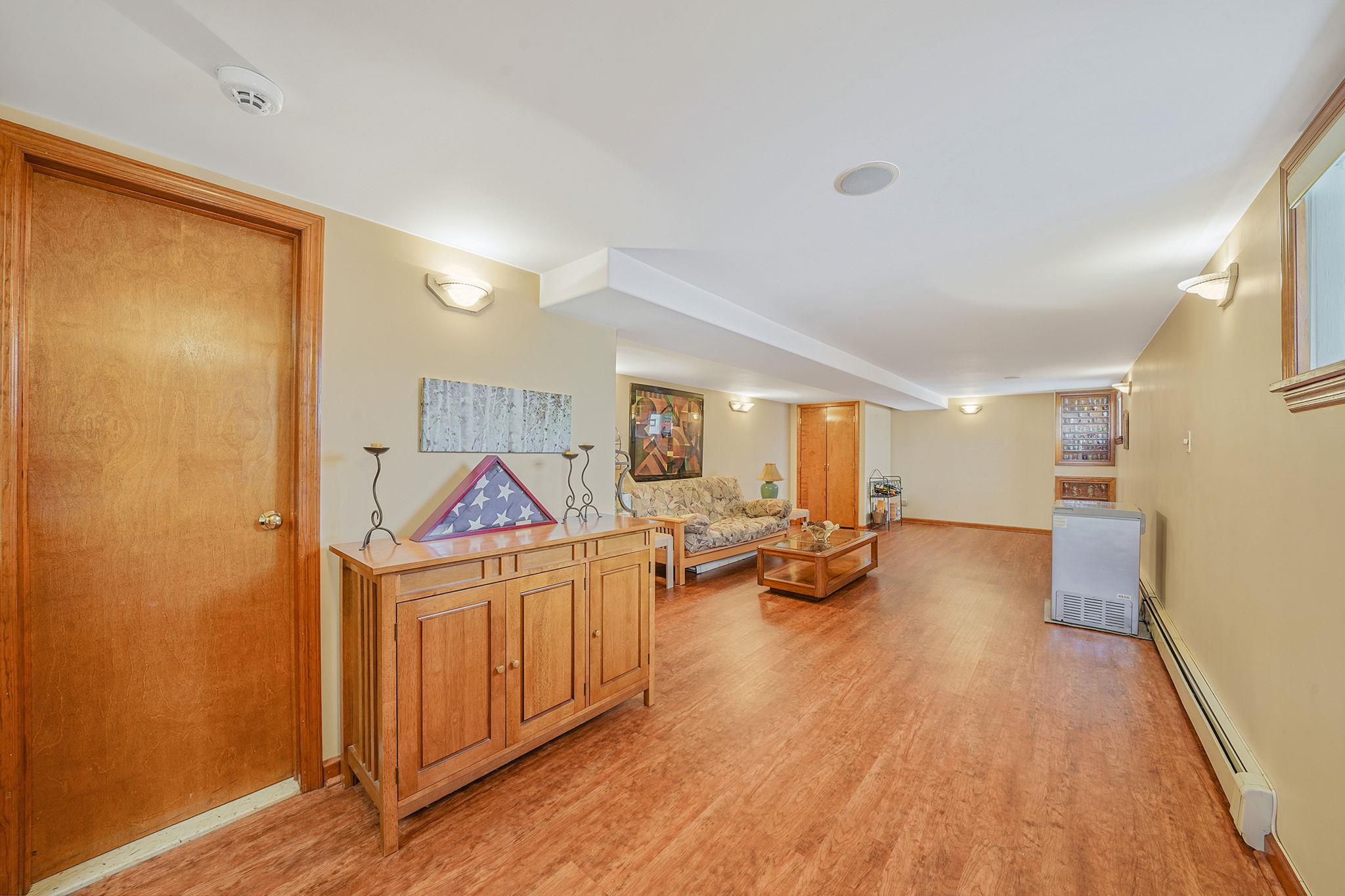 79-48 67th Road, Middle Village, New York image 24