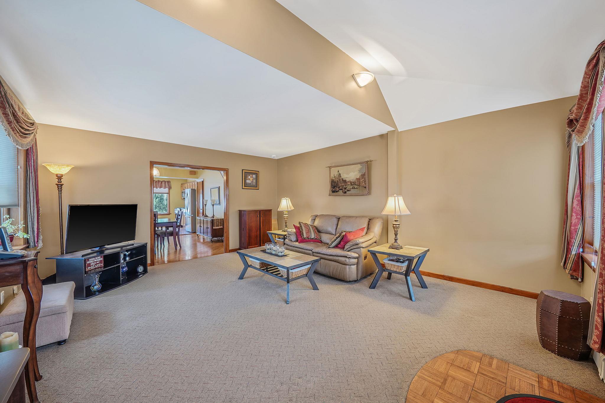79-48 67th Road, Middle Village, New York image 6