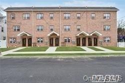 Dormans Road 1, Saint Albans, Queens, NY - 3 Bedrooms  
2 Bathrooms  
5 Rooms - 