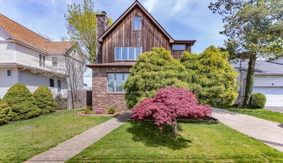 48 Columbia Avenue, Cedarhurst, New York image 1