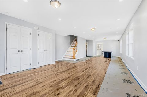 911 Hicksville Road Far Rockaway NY 11691