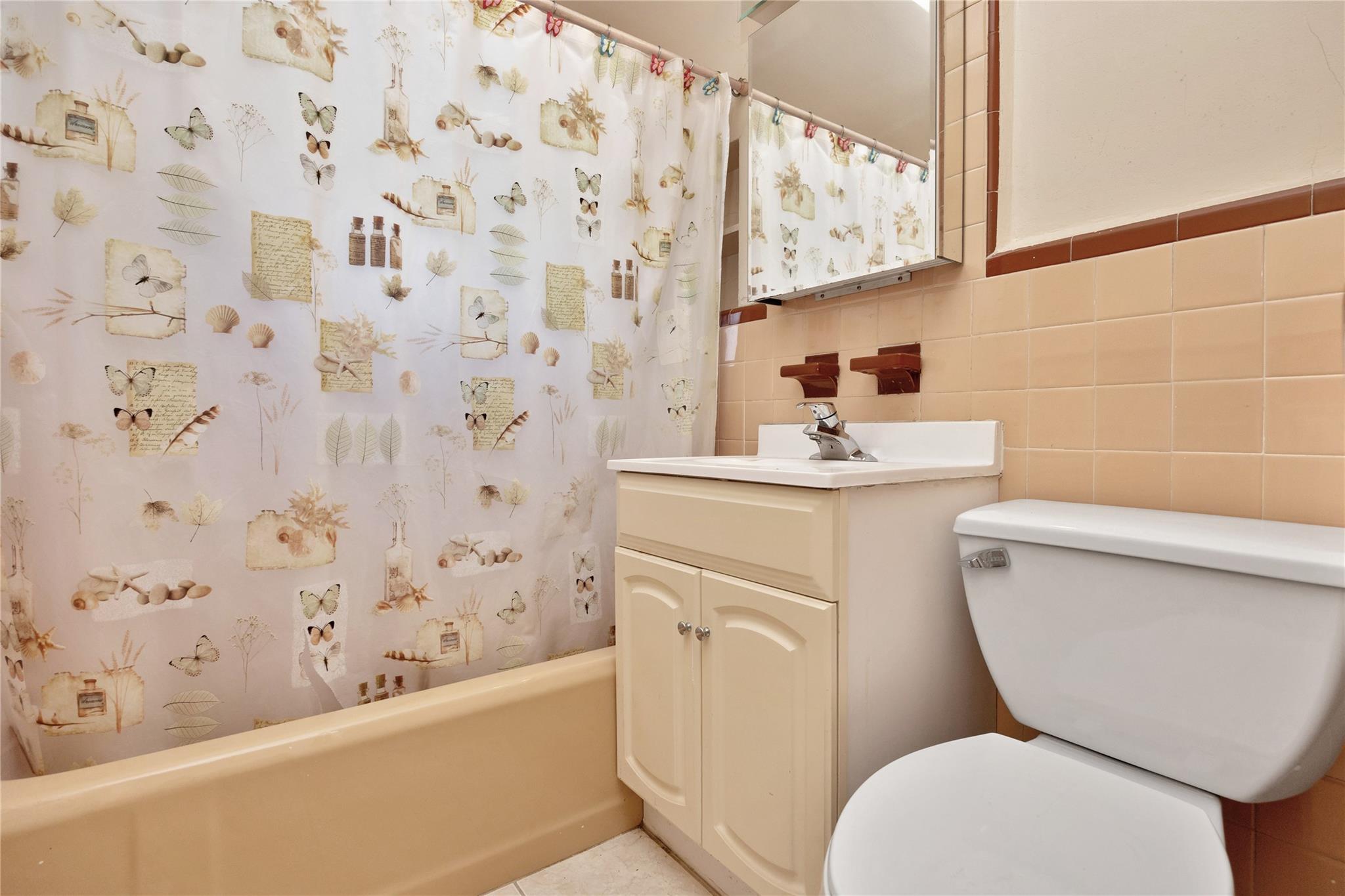 61-66 80th Street, Middle Village, New York image 14