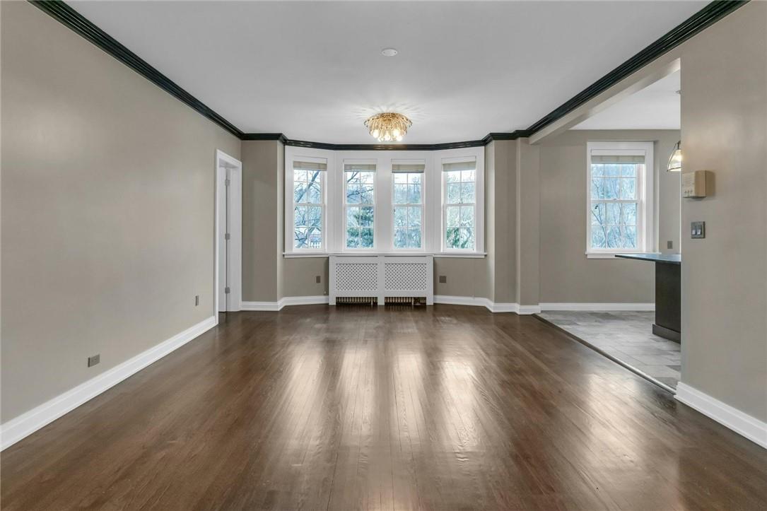 26 E Parkway 11