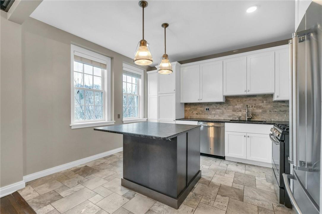 26 E Parkway 11
