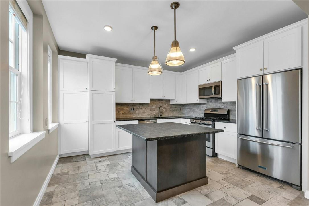 26 E Parkway 11