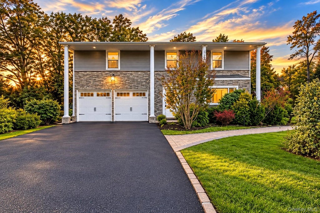 Photo of 6 Summercress Lane, Coram, NY 11727 (MLS # 1067661)