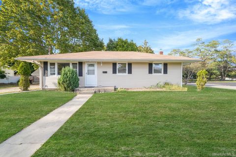 3 Radburn Lane Port Jefferson Station NY 11776