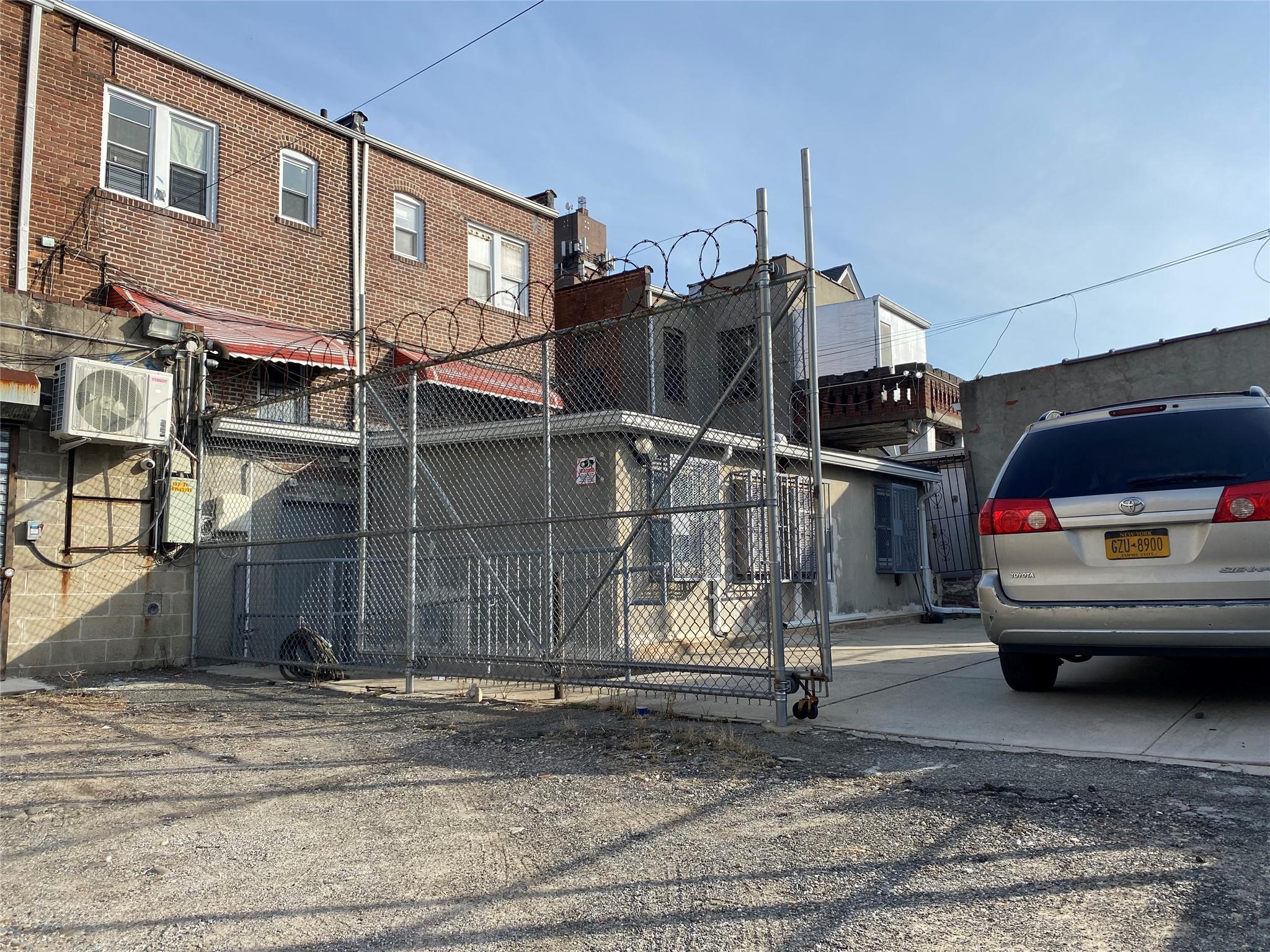 182-34/36 Hillside Ave