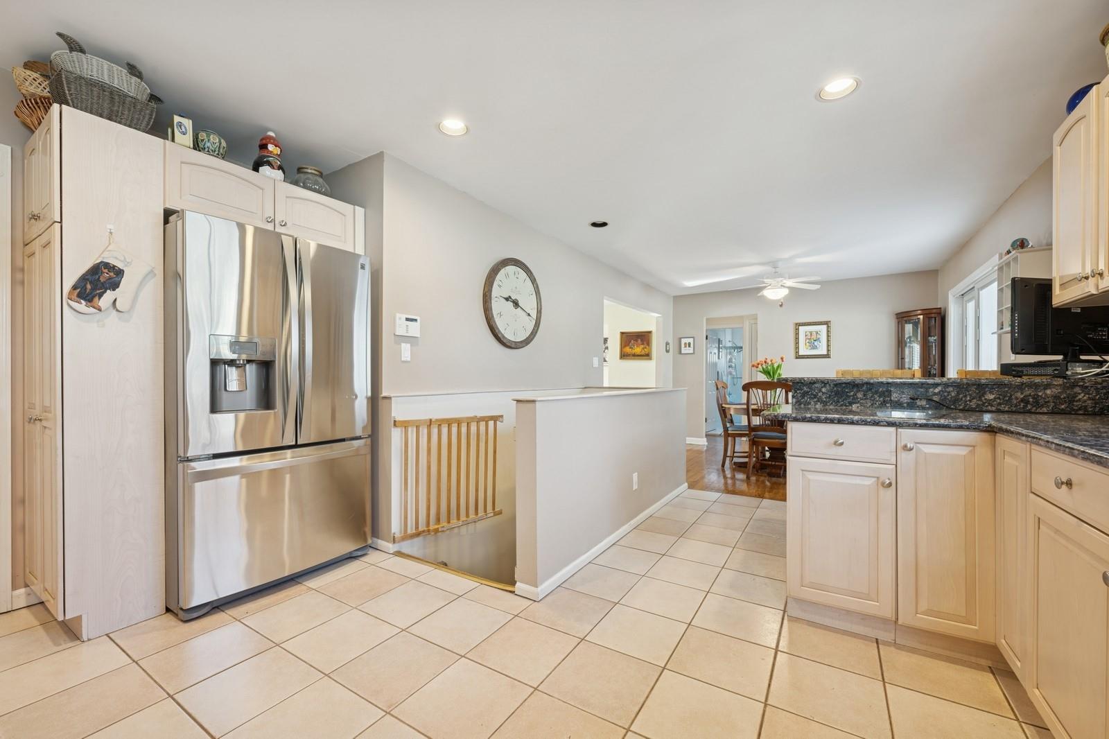1334 Martin Drive, Wantagh, Florida image 15