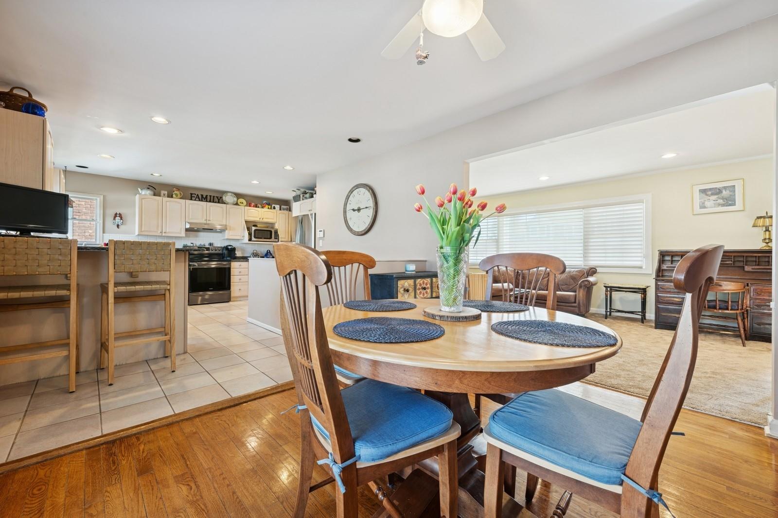 1334 Martin Drive, Wantagh, Florida image 11