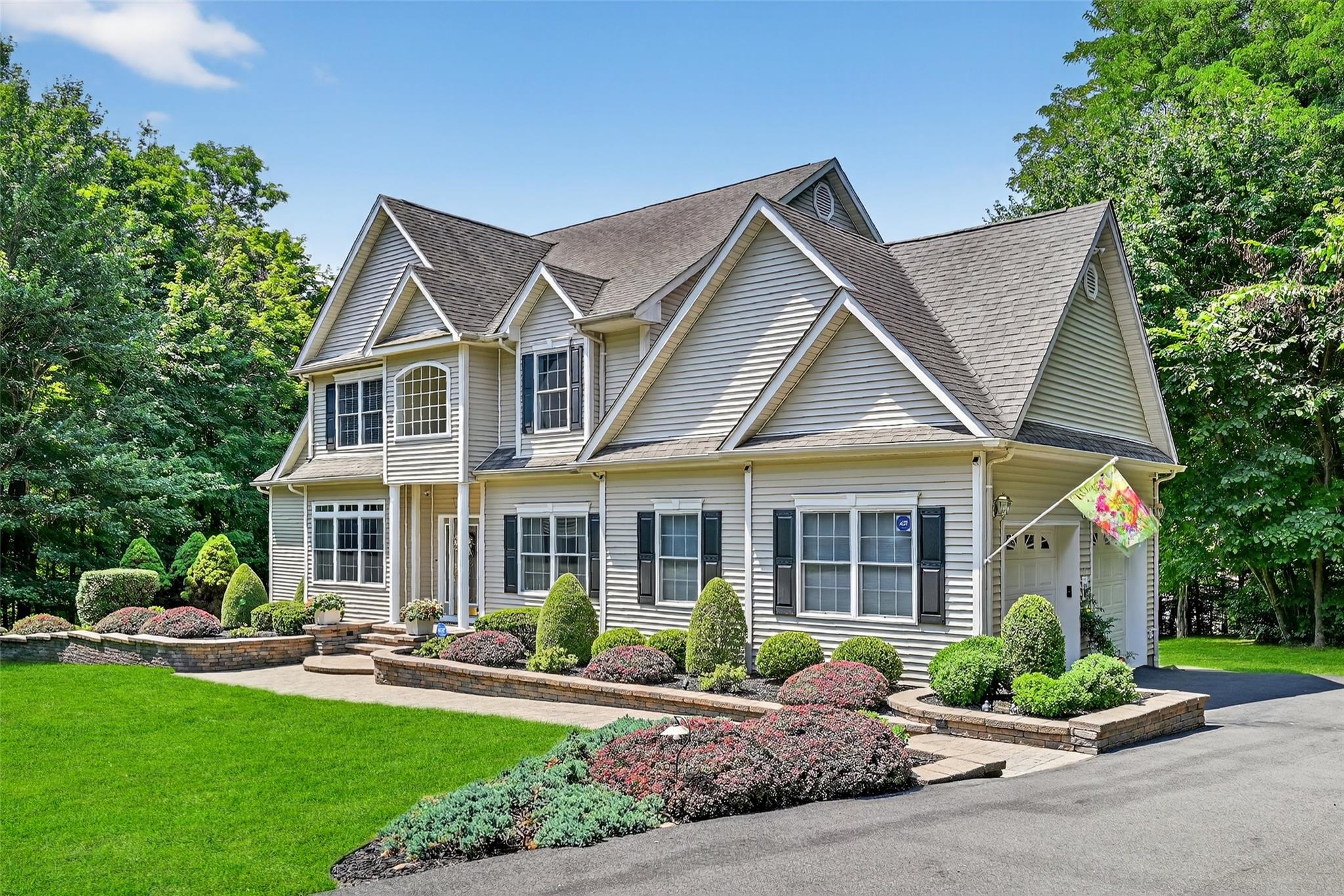 11 Arrowhead Court