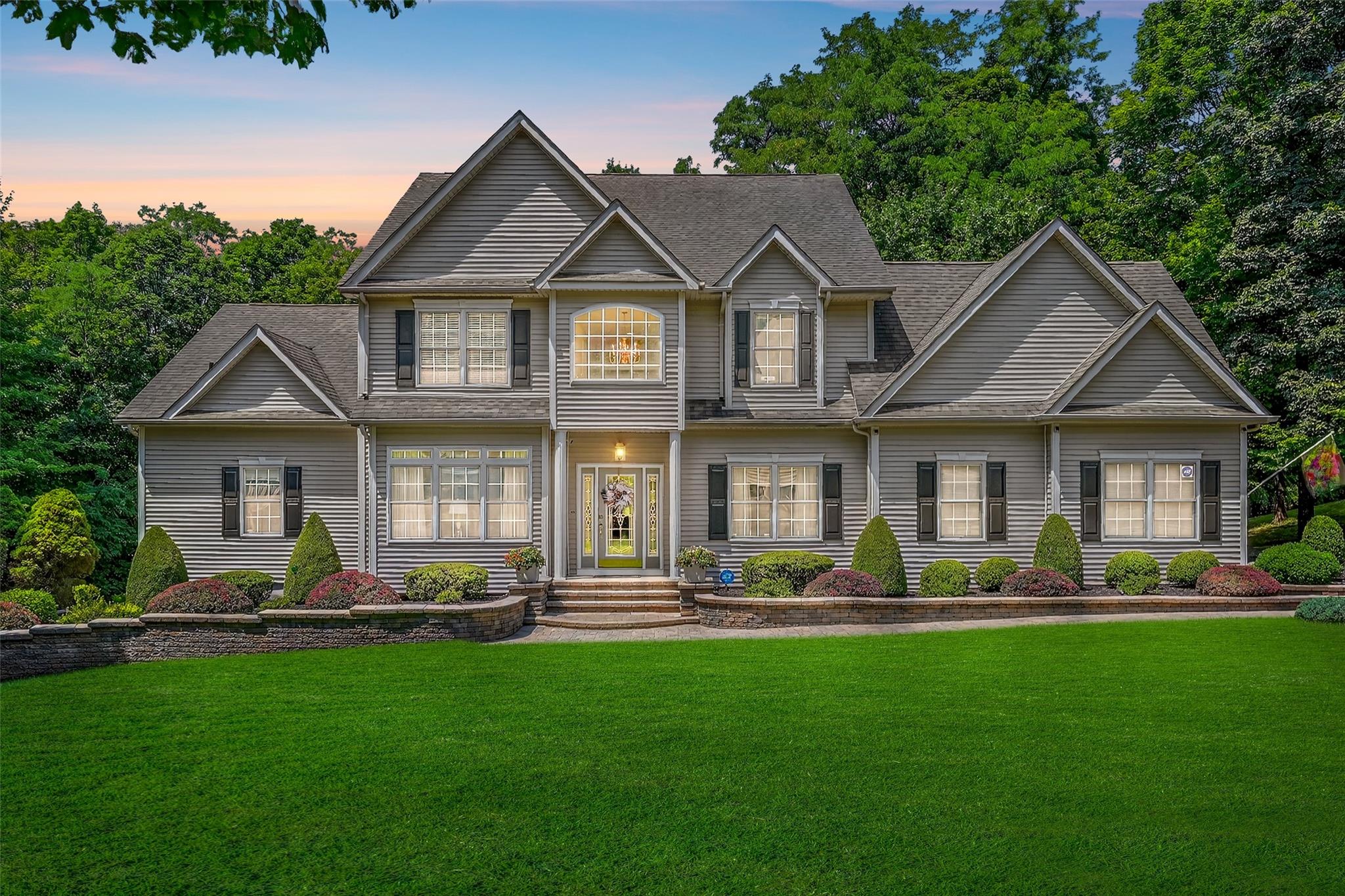 11 Arrowhead Court