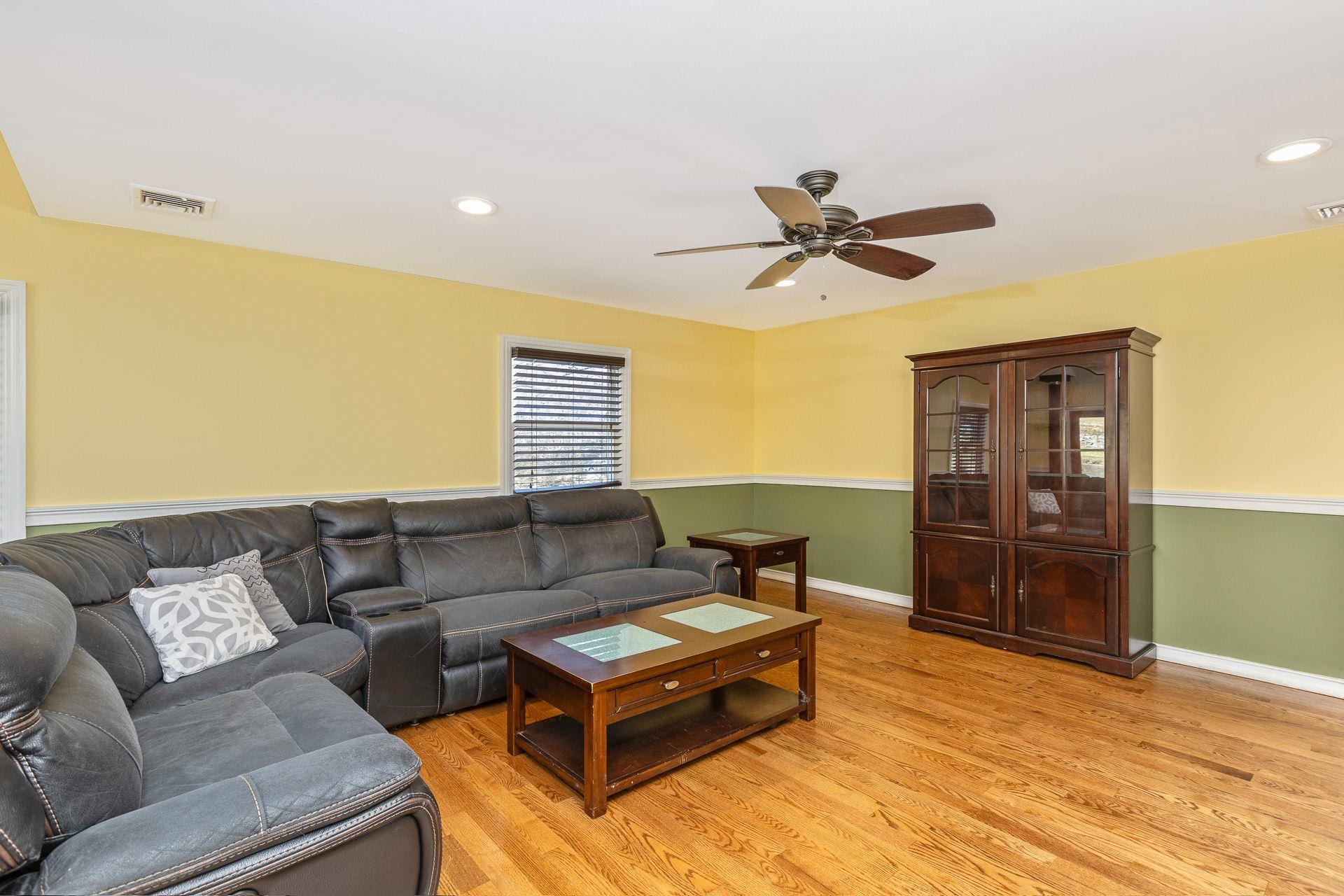 634 Meadow Road, Kings Park, New York image 12
