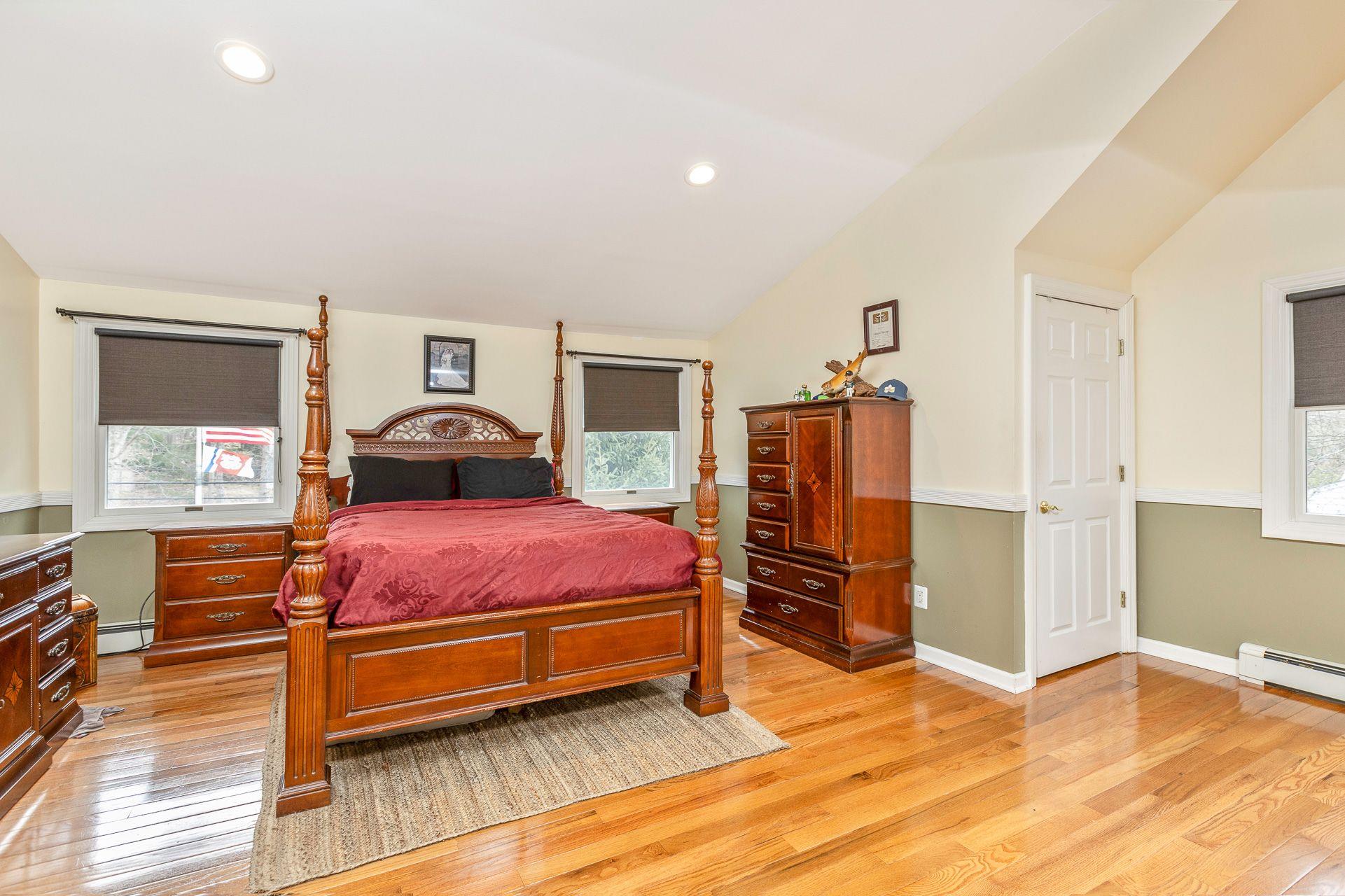 634 Meadow Road, Kings Park, New York image 21
